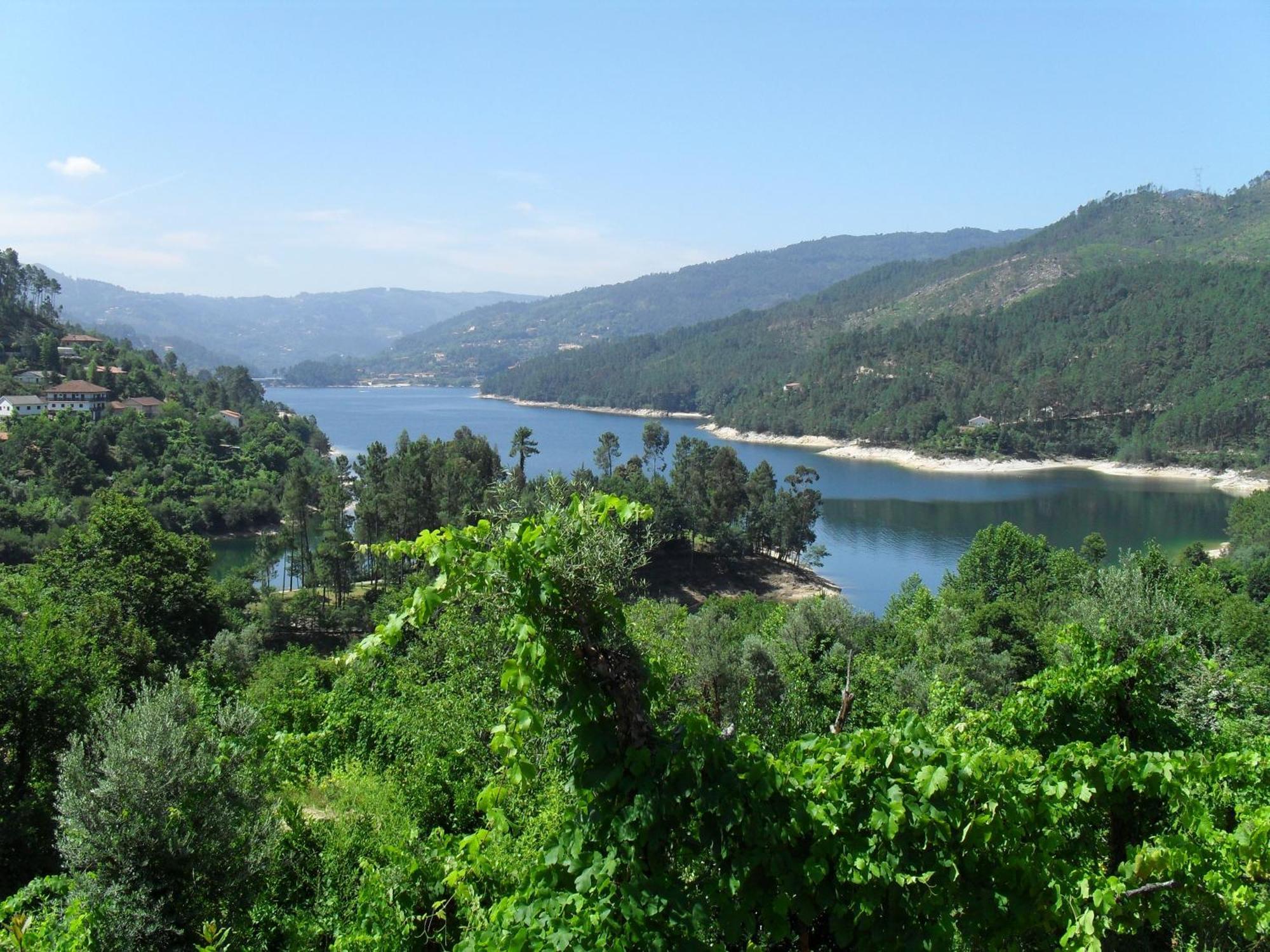 Hotel Lagoa Azul Do Geres Zewnętrze zdjęcie